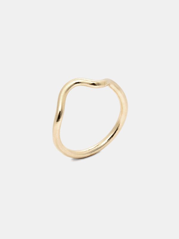 Shown: 14 yellow gold with smooth texture and signature matte finish.