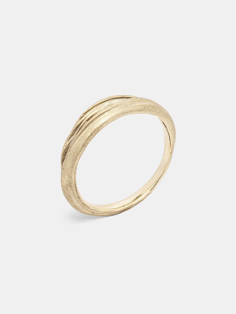 Mitsuro Band- Overlap in 14k yellow gold with signature matte finish.